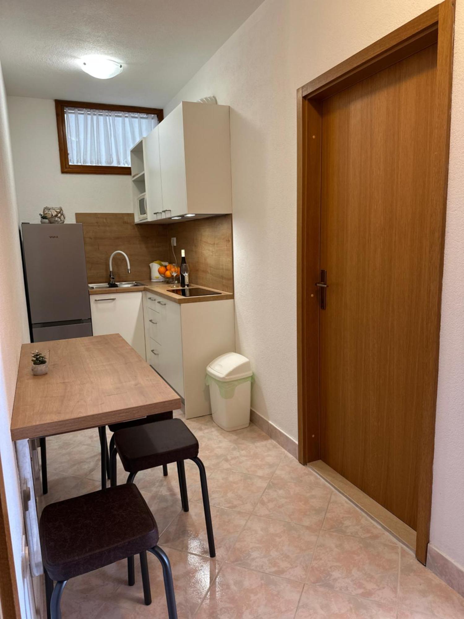 Apartmani Jurica I Ankica 布雷拉 外观 照片